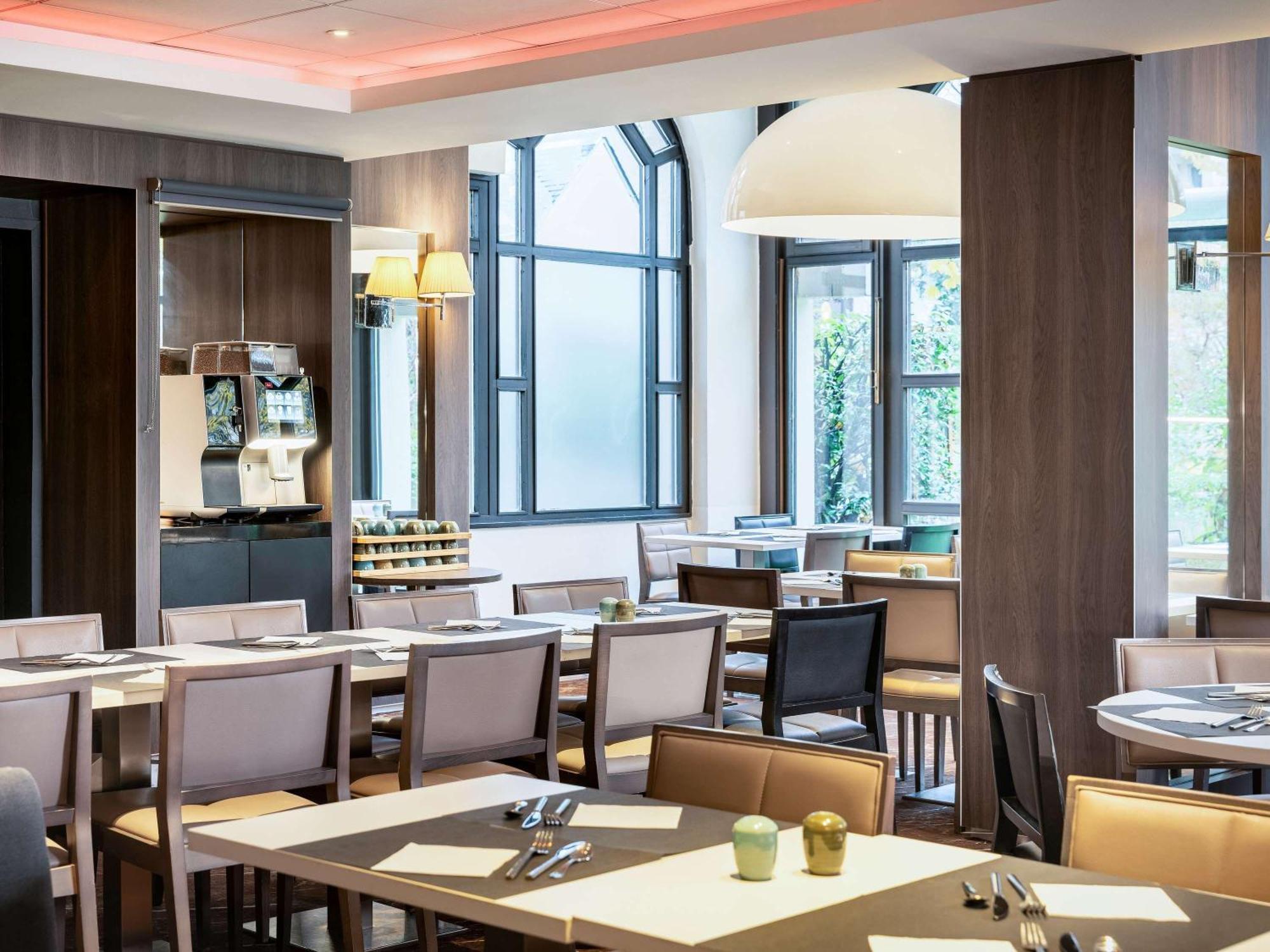 Mercure Paris Porte De Versailles Expo 4* Vanves